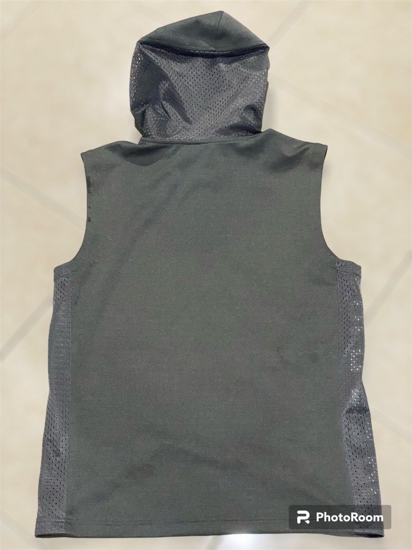 FILA SLEEVELESS HOODIE Men s Fashion Activewear on Carousell