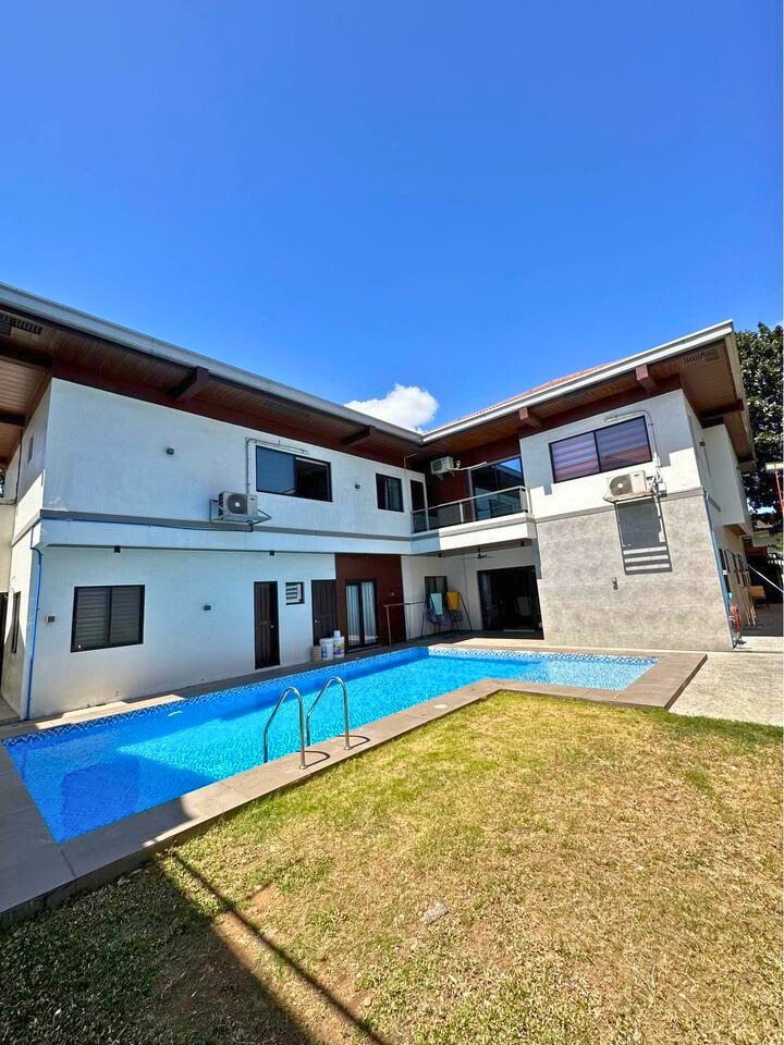 For Sale 2Storey House and Lot in Geneva Gardens, Neopolitan VII