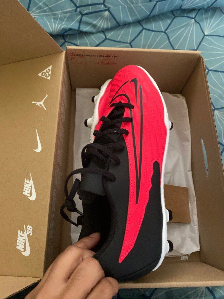 nike futsal shoes sale