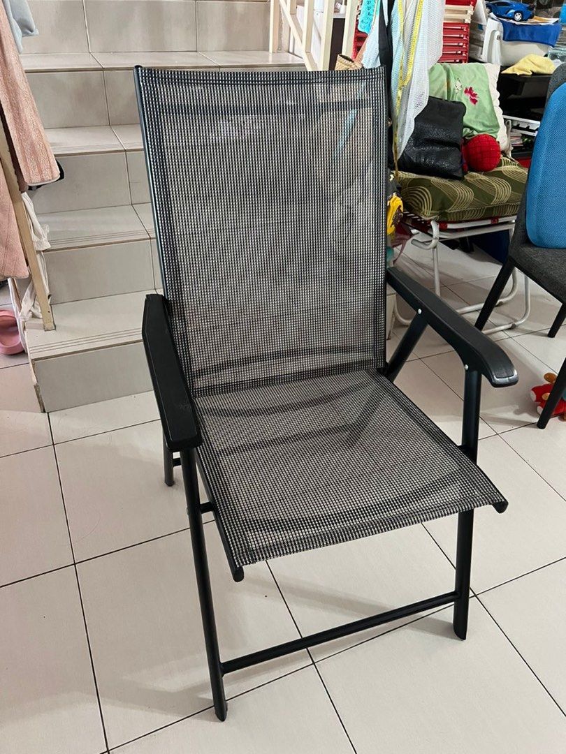 B&m folding garden best sale chairs