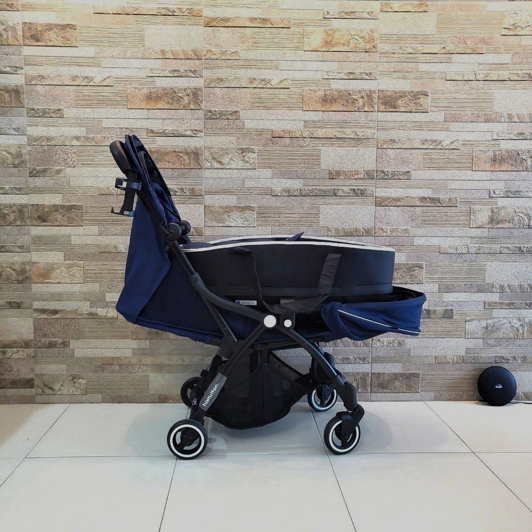 Navy sale blue bassinet