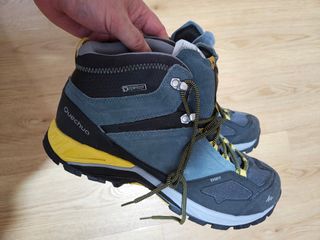 Quechua shoes new arrivals on rent