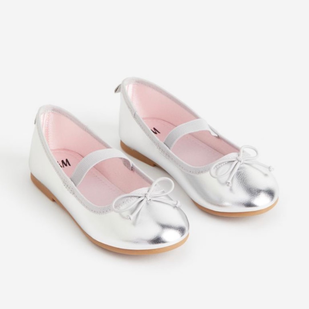 Girls pink shop ballet pumps
