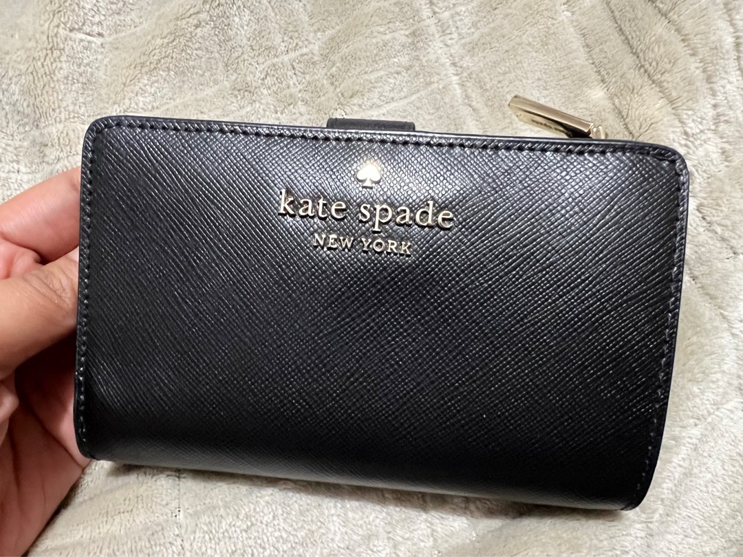Kate Spade Trifold Wallet, Luxury, Bags & Wallets on Carousell