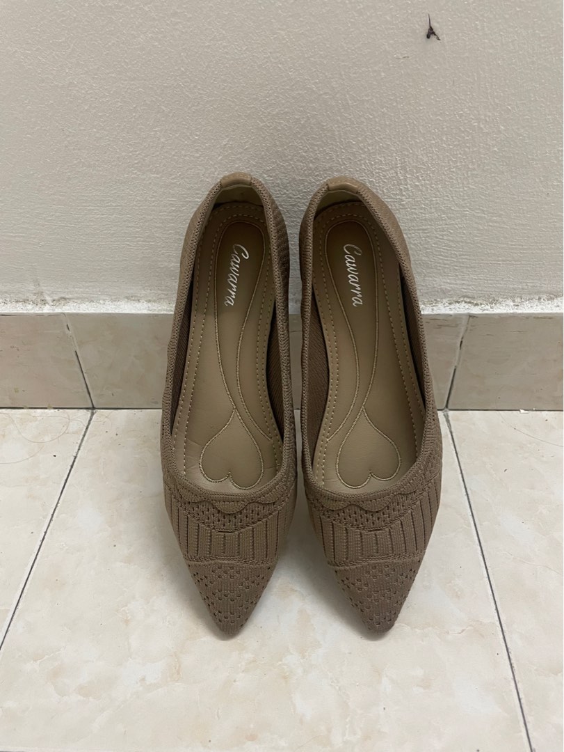 Khaki Shoes, Women's Fashion, Footwear, Heels on Carousell