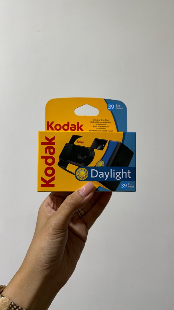Kodak Daylight Disposable Camera, Photography, Cameras on Carousell