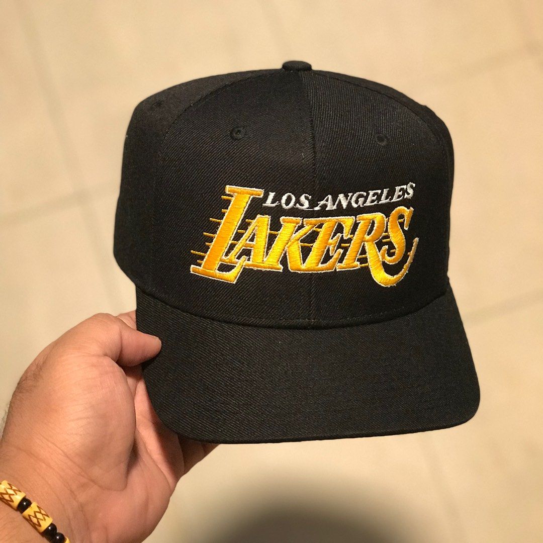 Lakers motion snapback discount