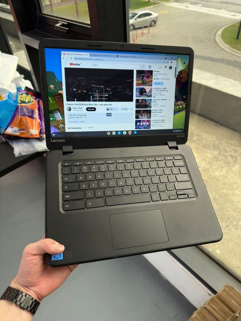 Lenovo n42 Touchscreen playstore chromebook, Computers & Tech, Laptops