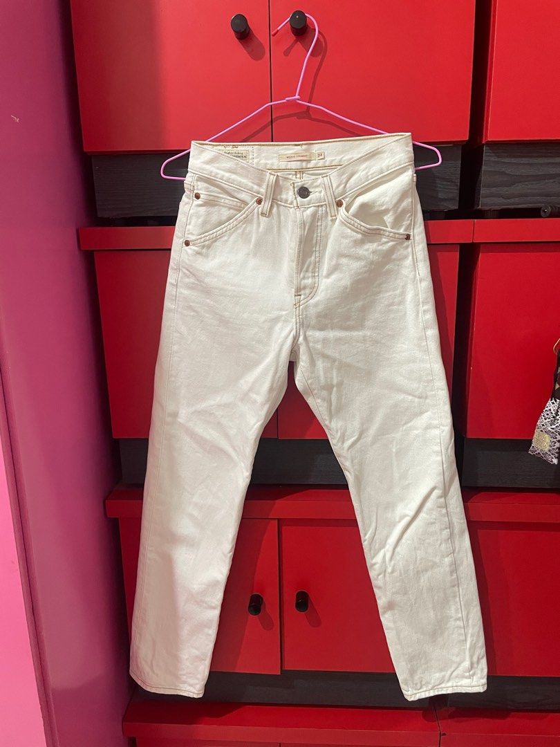 Levis w24 2025