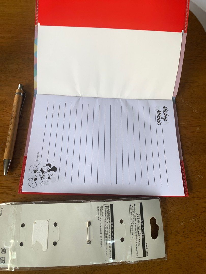 Mickey & Minnie Mouse notebook and pin, Hobbies & Toys, Memorabilia ...