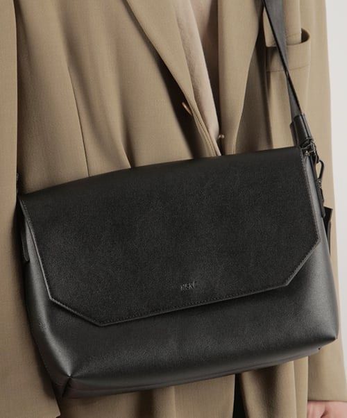 MONSTER REPUBLIC MSRC 006 MINI CROSS BAG BLACK, Fesyen Pria