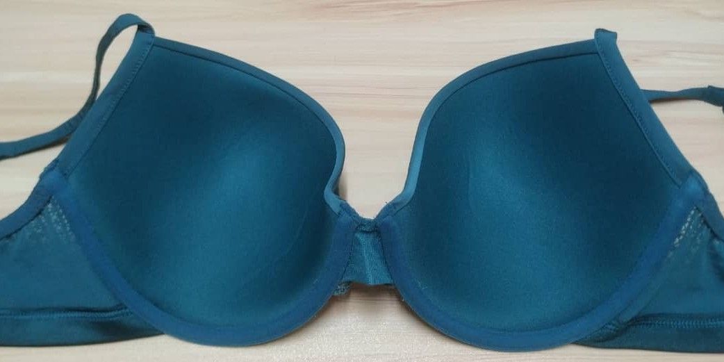 M&s full cup underwired padded bra • Size 32A • - Depop