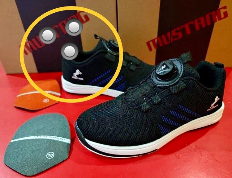 Interchangeable sole bowling best sale shoes