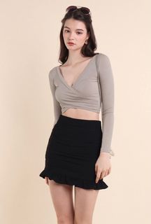(Category: ) located in . Submitted by seaofclothes (Listing ID 1272683558, Image 1). Description: .