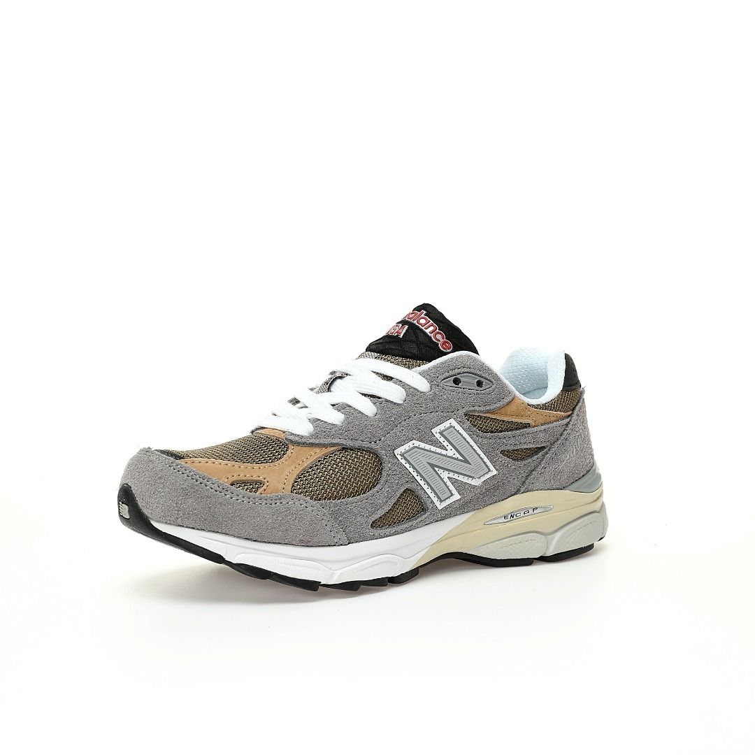 New Balance Made in USA M990V3
