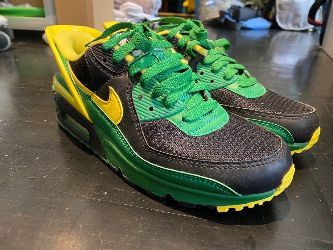 All green hotsell nike air max