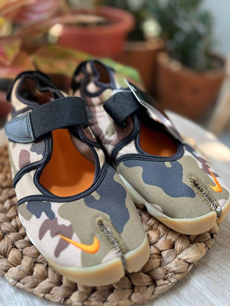 Nike air rift top camo