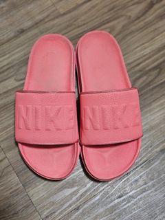 Nike Offcourt women's slides size 6 authentic