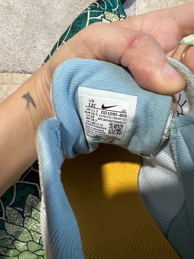 Girls discount teal nike