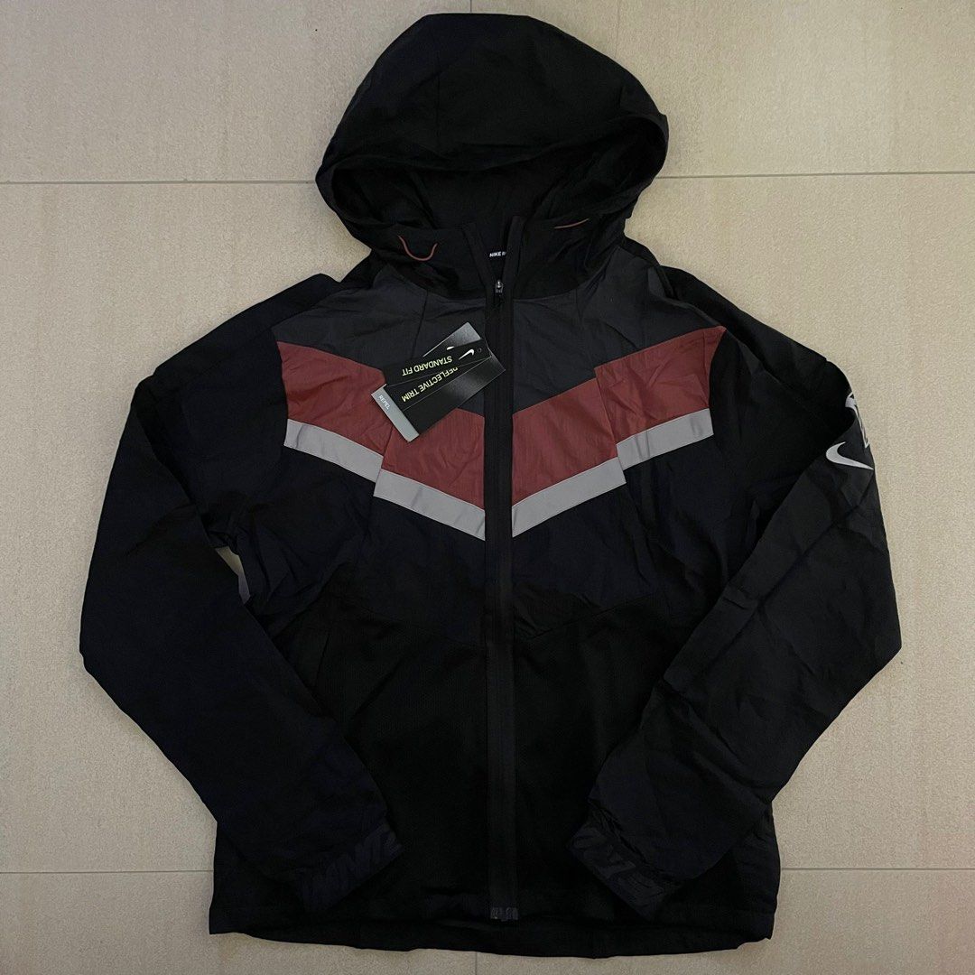 Nike jacke online windrunner