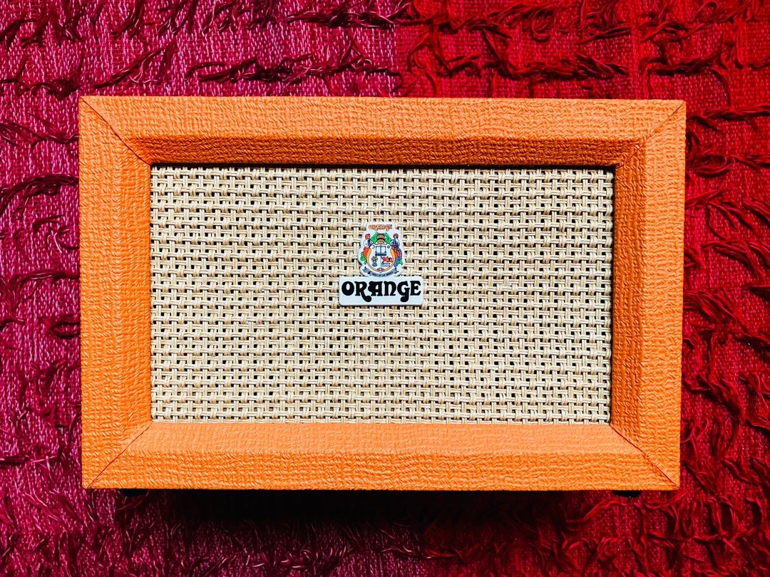 Orange stereo shop micro crush