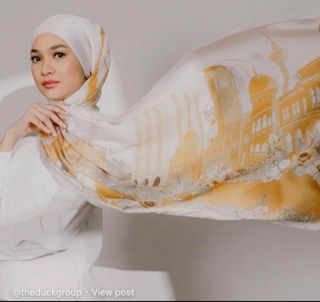 (Category: ) located in . Submitted by LilyAzmi1984 (Listing ID 1272810594, Image 1). Description: .