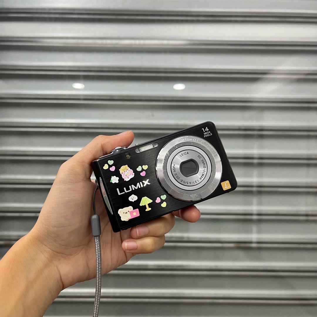 Panasonic Lumix DMC FS16 Digital Camera, Photography, Cameras on Carousell