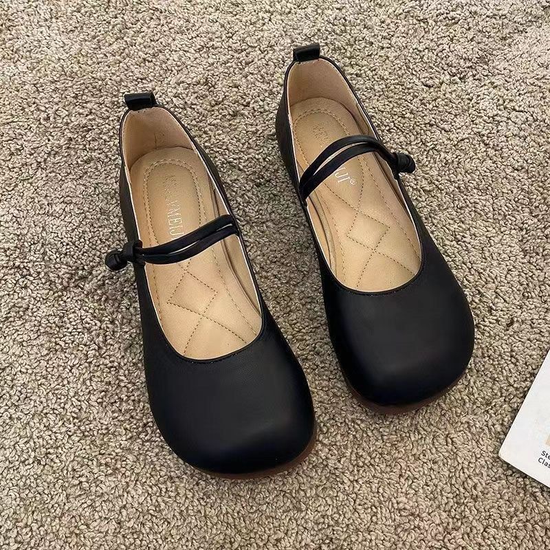 Non slip black store flats