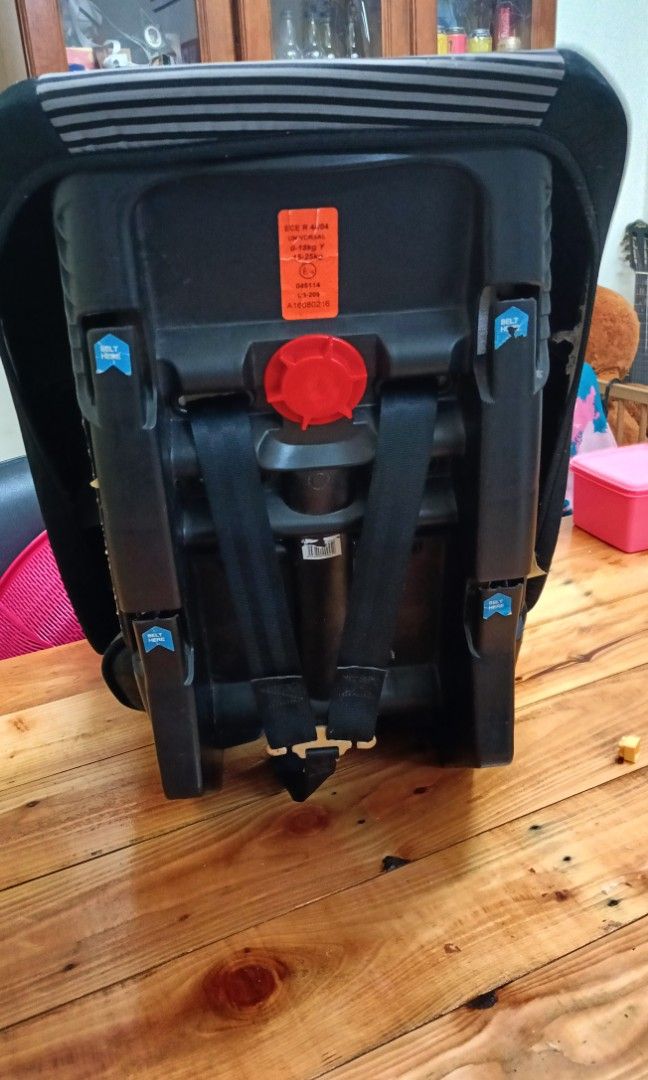 Recaro carseat baby bucket seat kids, Babies & Kids, Going Out, Car