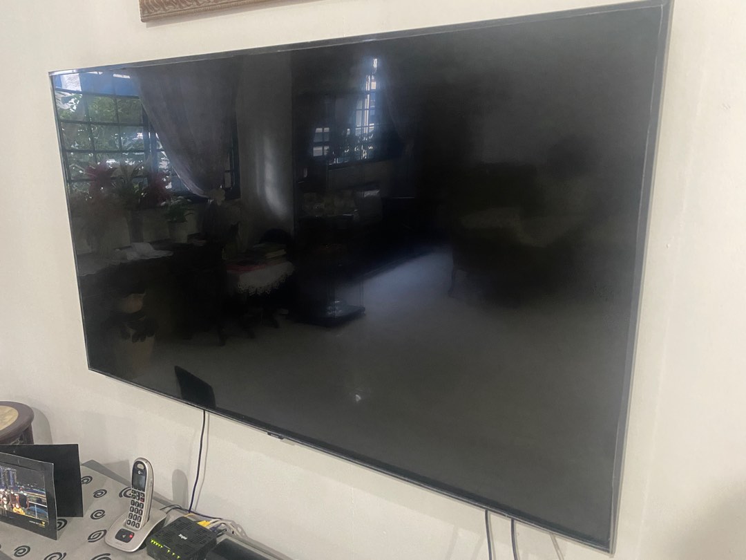 (Repost) Faulty Screen Samsung Smart TV 65inch, TV & Home Appliances