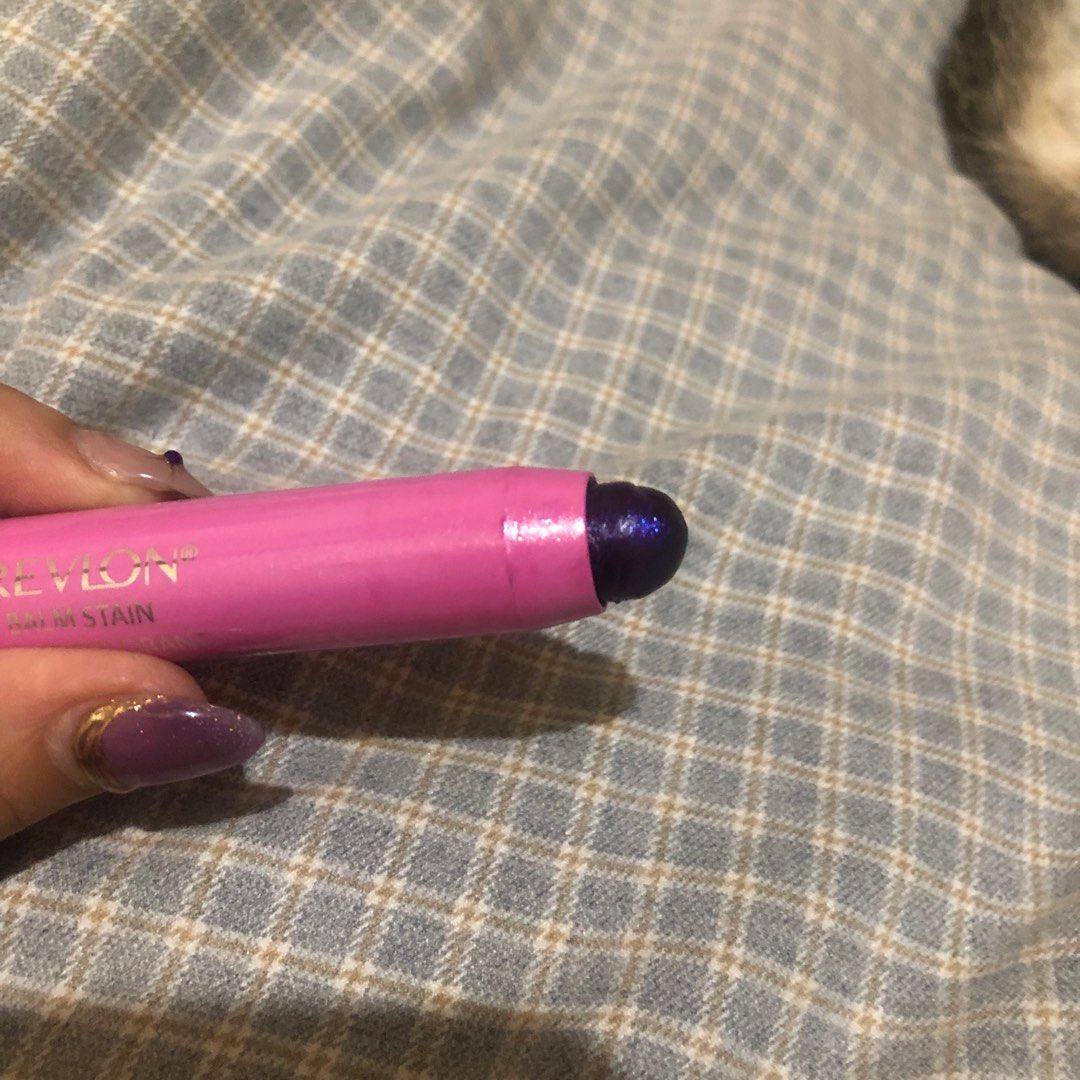 Revlon Balm Stain (Category: Makeup) located in Manila. Submitted by enndrelithe (Listing ID 1272850936, Image 3). Description: -Used 3-5 times -Good condition -Bought Jan. 2023.