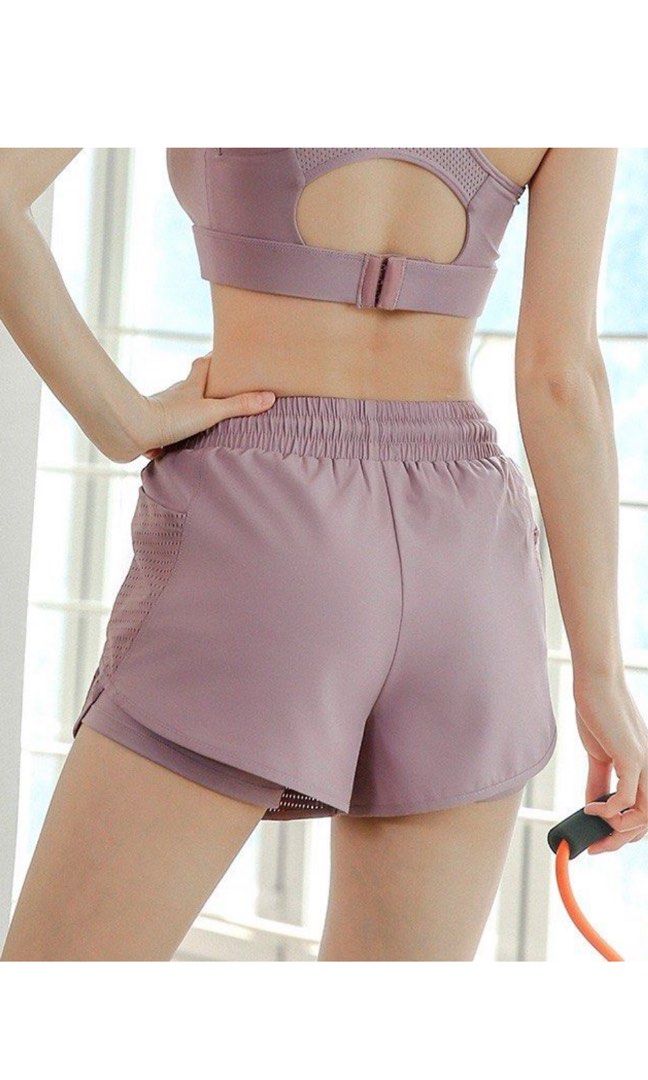 Teveo Statement Booty Scrunch Shorts in Lavender - Size M