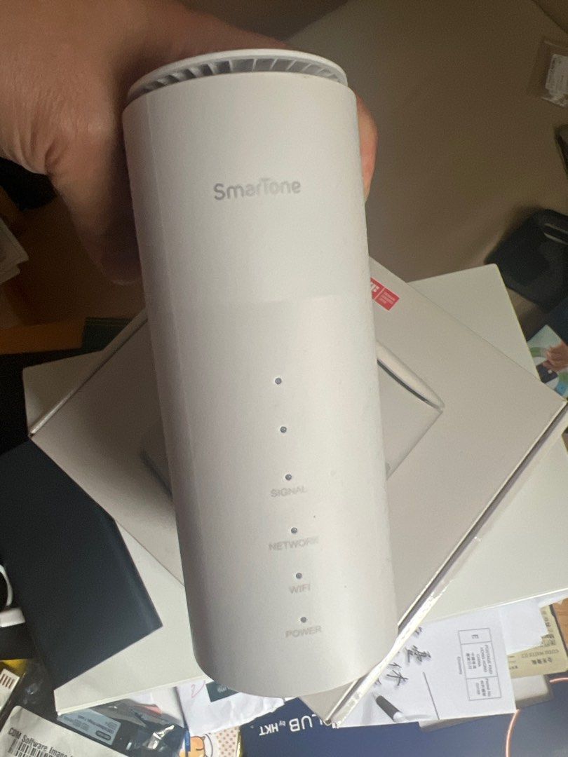 SmarTone 5G Router, 電腦＆科技, 電腦周邊及配件, Wifi及上網相關產品 - Carousell