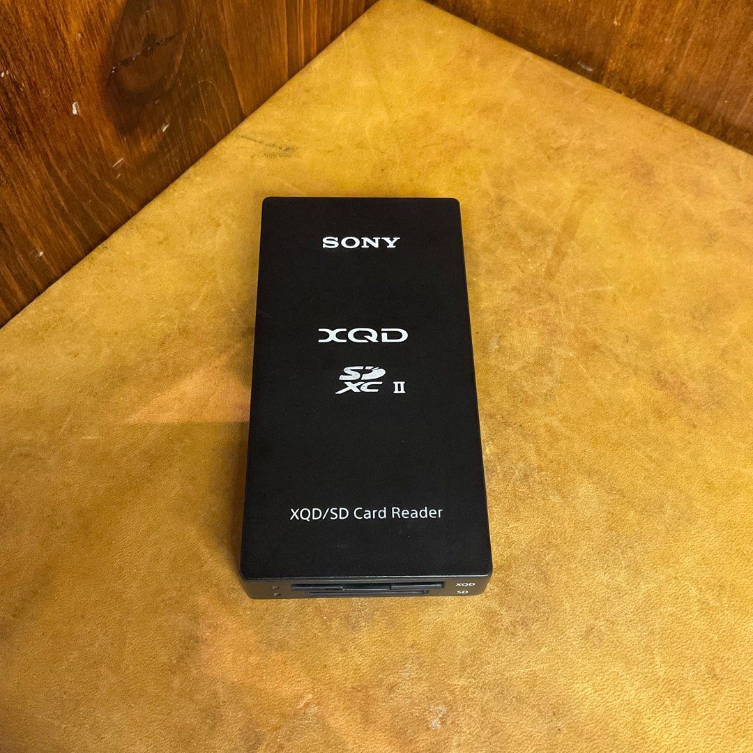 Sony XQD CARD READER (2012234), Photography, Photography Accessories