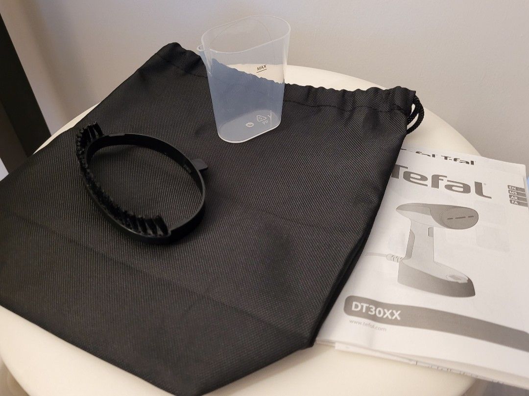 Tefal Access Steam Pocket handheld garment steamer DT3030, TV & Home