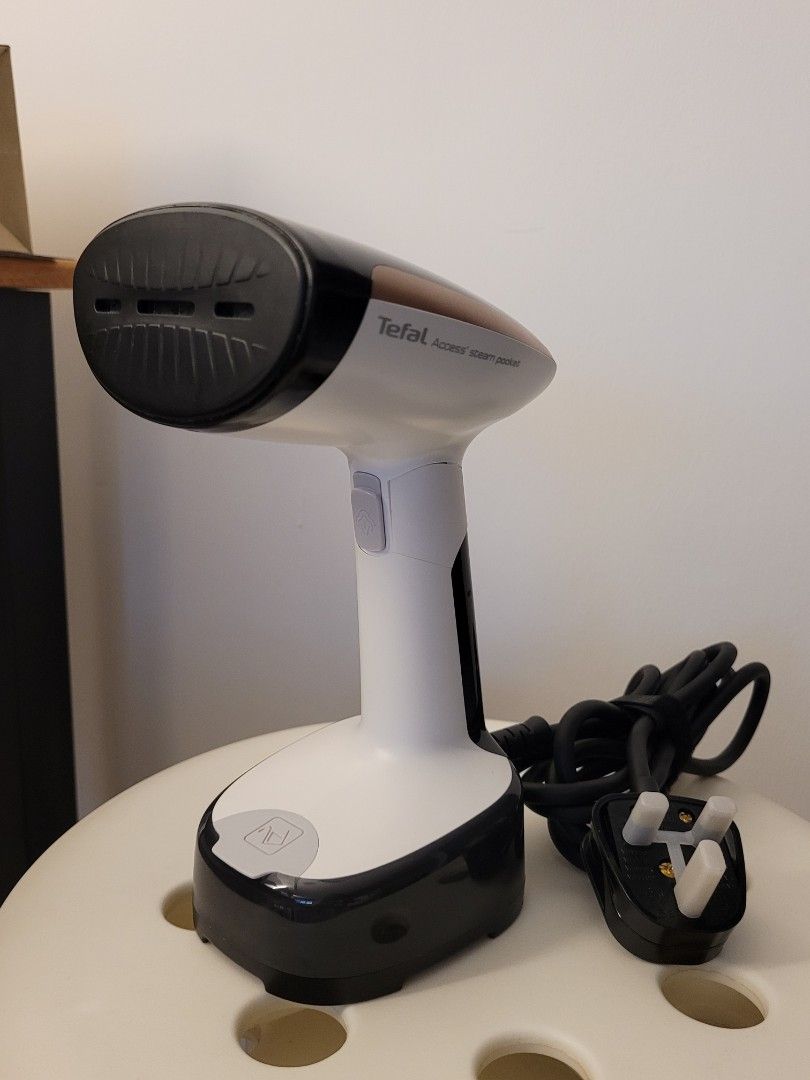 Tefal Access Steam Pocket handheld garment steamer DT3030, TV & Home