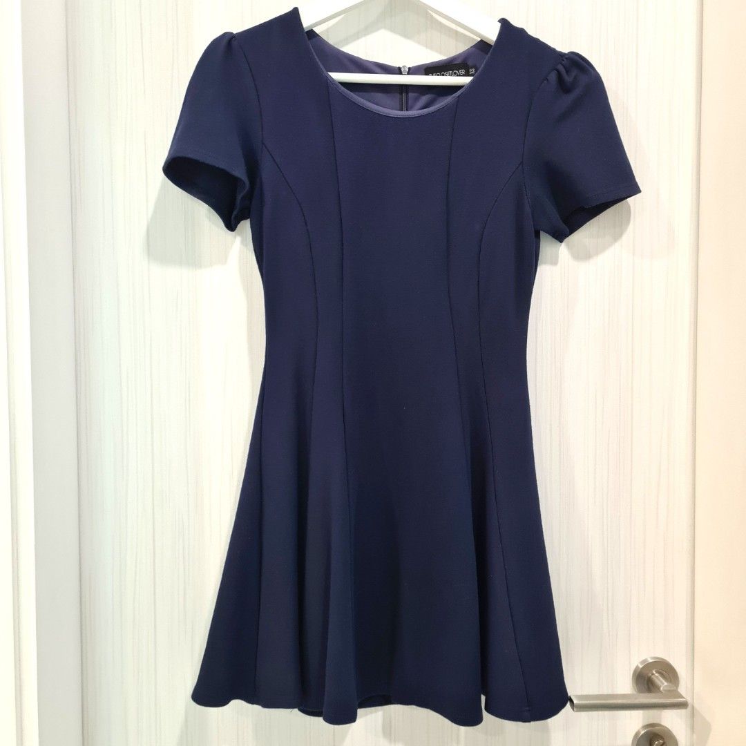 Casual navy hotsell dress with sleeves