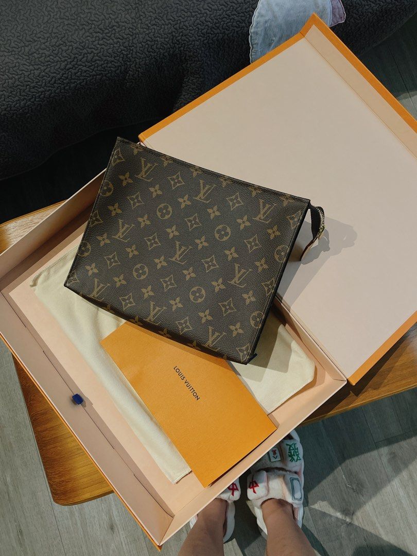 Toiletry pouch 26 LV