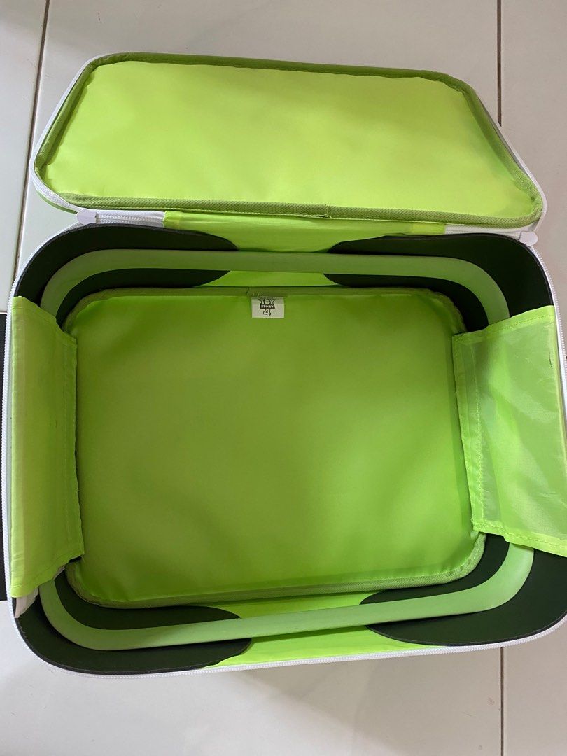 Toys r store us luggage