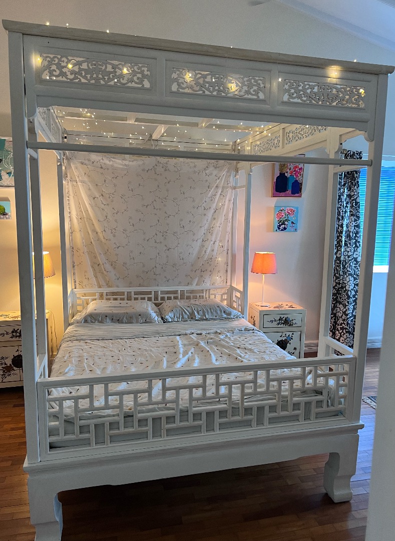 Traditional Chinese double bed frame from Shanghai, Furniture & Home