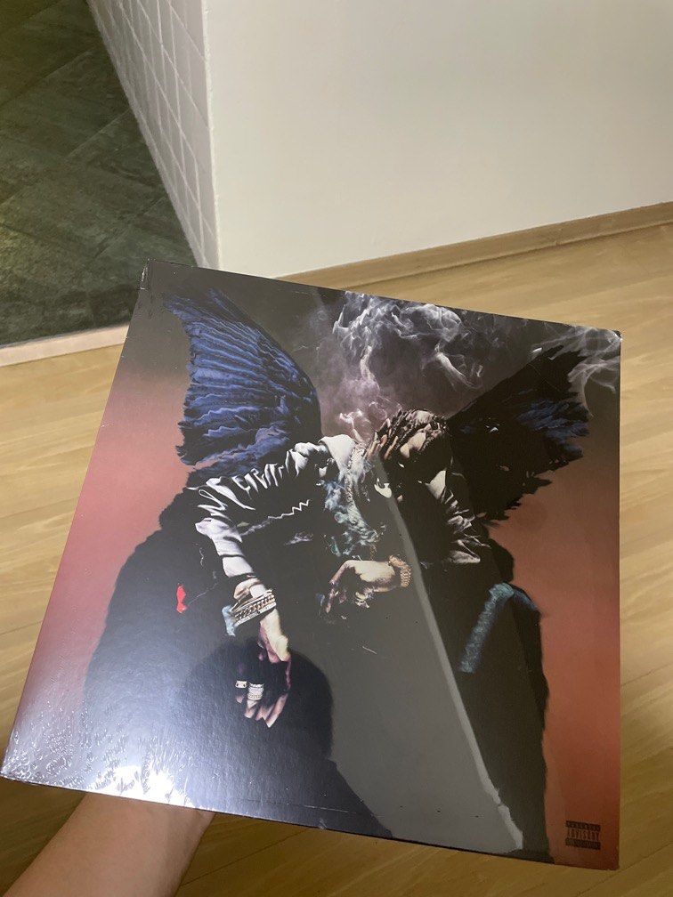 Travis Scott Vinyl Birds In The Trap Sing McKnight, Hobbies & Toys, Music &  Media, Vinyls on Carousell