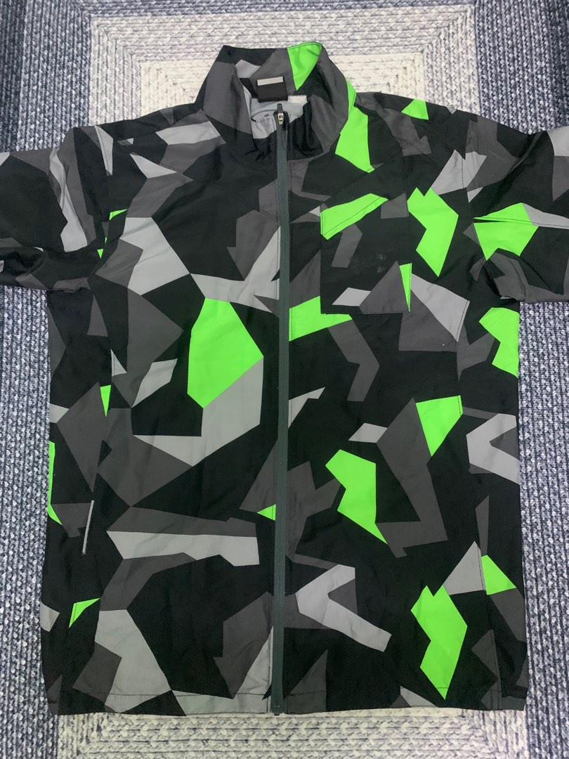 Under armour camo jacket with hotsell lime green