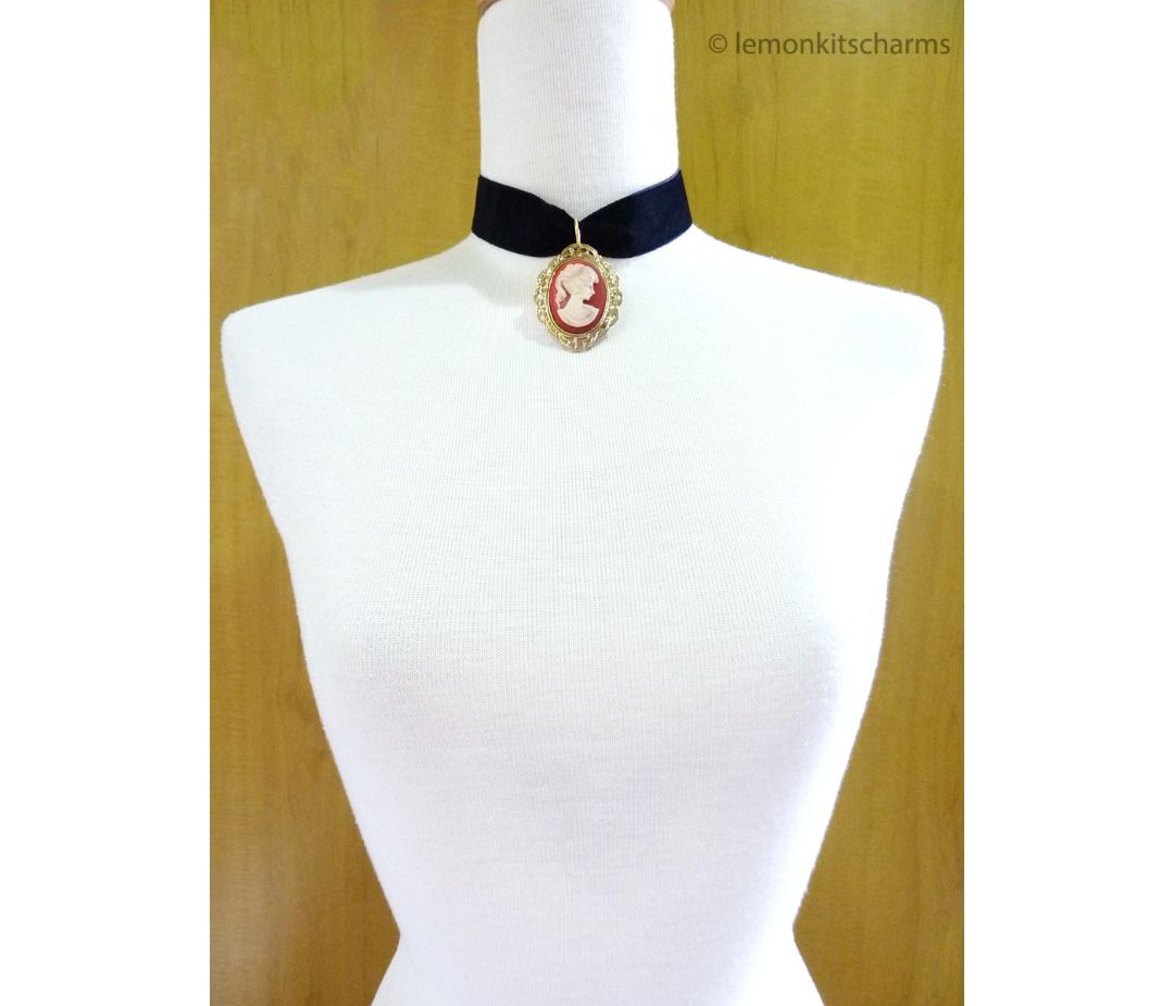Chokers in the 80s on sale