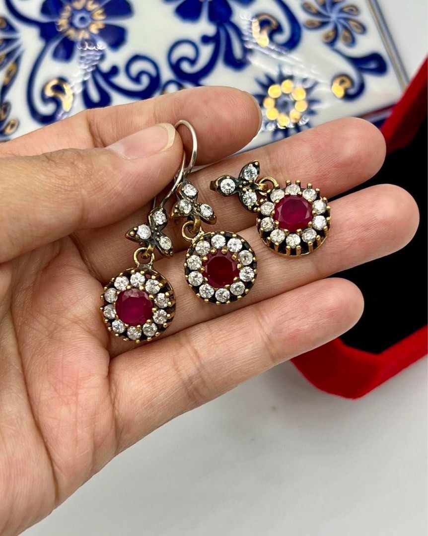 Vintage Turkish Ottoman Set (Category: Earrings) located in La Trinidad. Submitted by asna_taku (Listing ID 1272689697, Image 3). Description: Vintage Turkish Ottoman Set Earrings & Pendant Ruby & Cubic Zirconia (2 sets available) 925 Silver with Bronze.