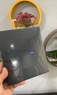 Vivo X100 Blue and Orange available