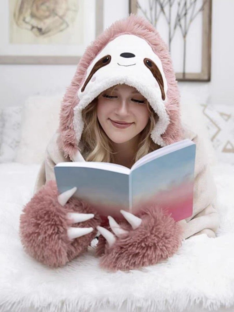 Wearable sloth blanket, Women's Fashion, Coats, Jackets and Outerwear