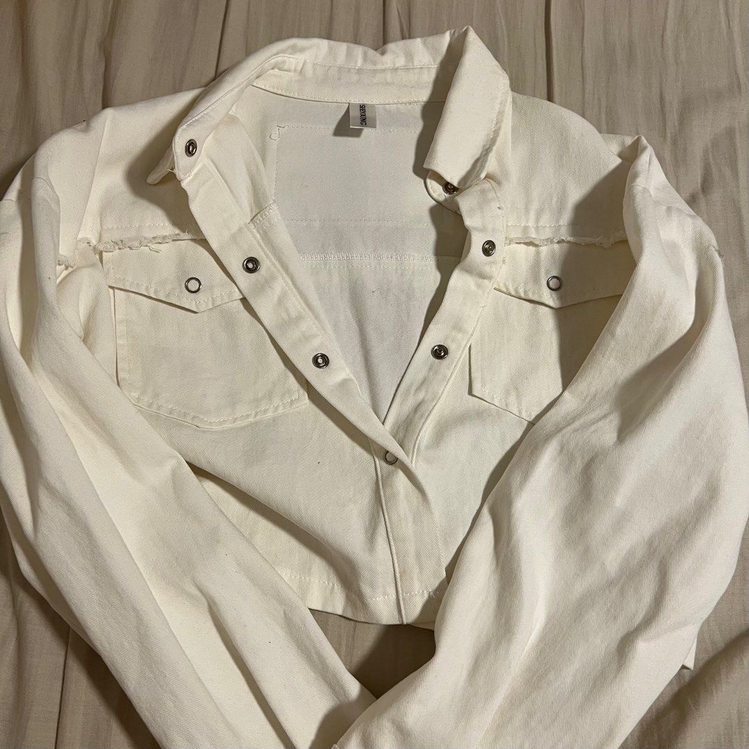 White frayed on sale denim jacket