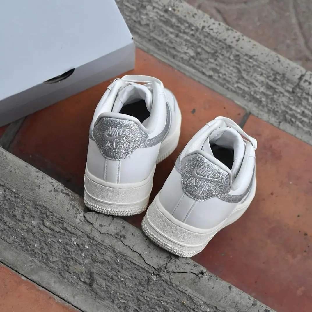 wmns air force 1 07 ess mint