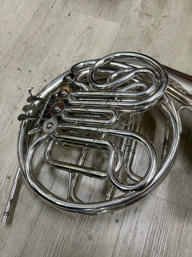 Yamaha YHR567 french horn, Hobbies & Toys, Music & Media, Musical