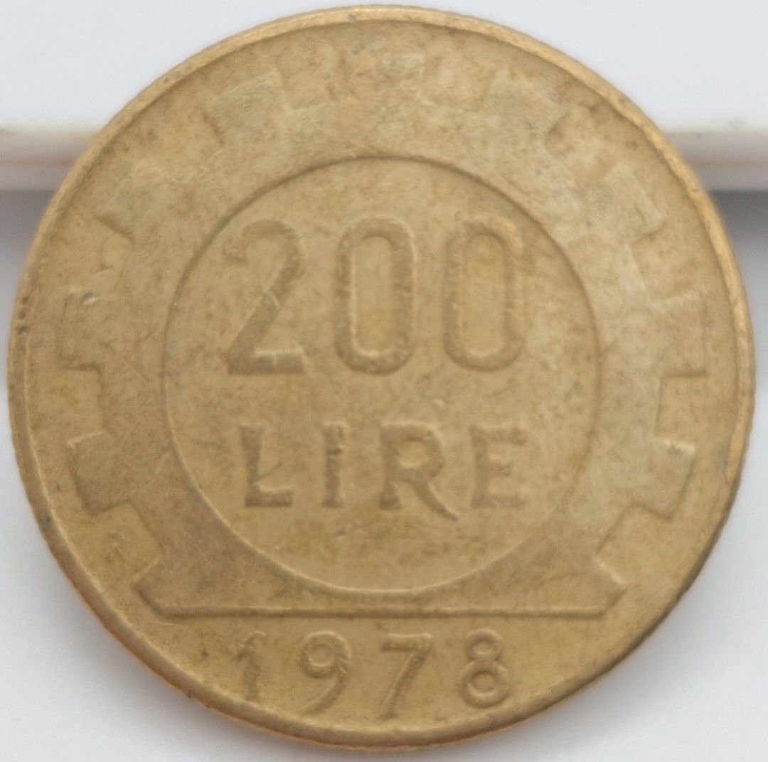 1978)Italy 200 lire/Circulation coins /(1978)意大利200里拉/流通幣, 興趣及遊戲, 收藏品及紀念品,  錢幣- Carousell